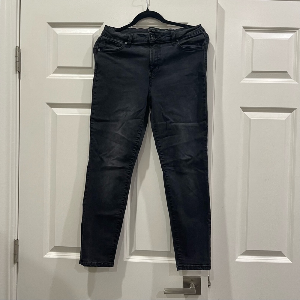 Kendall & Kylie The Ultra Babe Skinny Jean Size 11/30